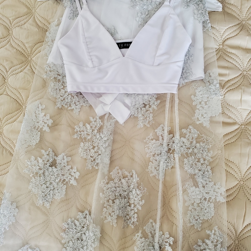 White Fox Boutique Skirt set